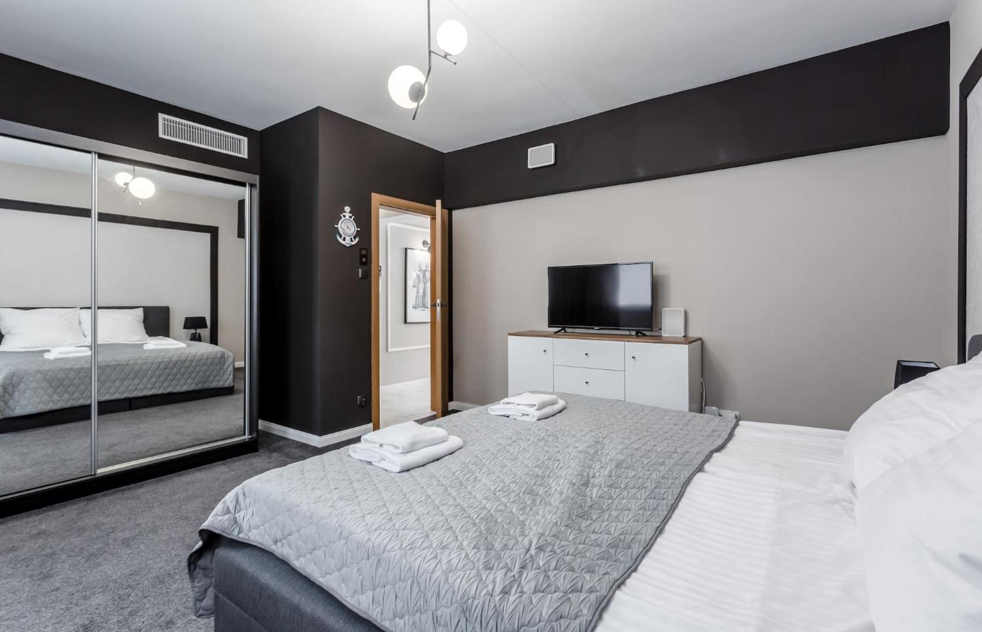 Deo Plaza - Apartamenty Old Town By Rent Like Home Gdansk Dış mekan fotoğraf